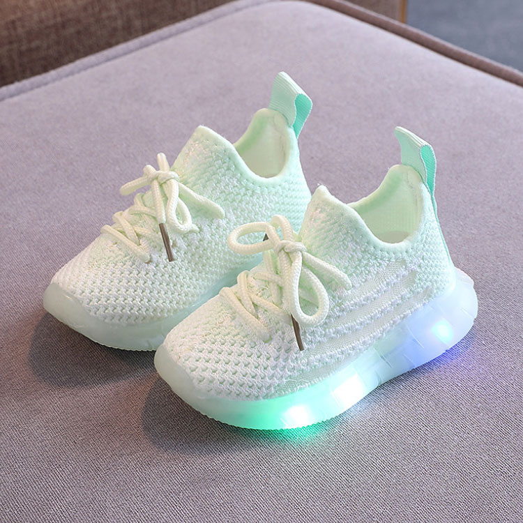 حذاء ييزي رياضي النعل الضوء ذو مصباح ليد للأطفال