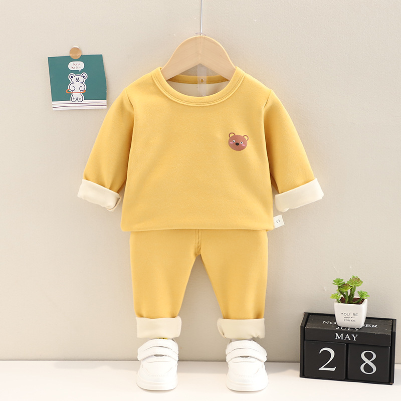 طقم ملابس منزلية مخملية للاطفال