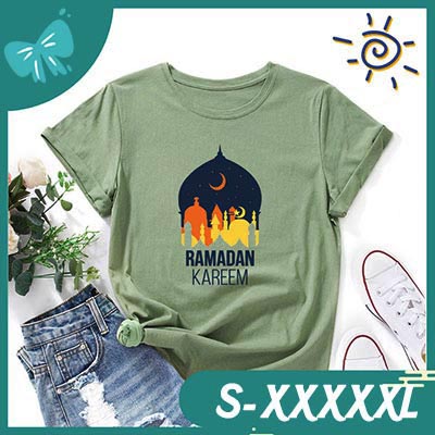 تي شيرت بياقة مستديرة ونقشة ظريفة بقصة فضفاضة للنساء