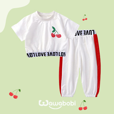 طقم ملابس رياضية كورية للفتات