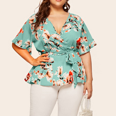 تيشرت نسائي فضفاض مطبوع بياقة V