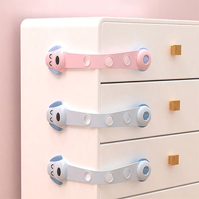 اقفال لحماية الاطفال من اربع قطع