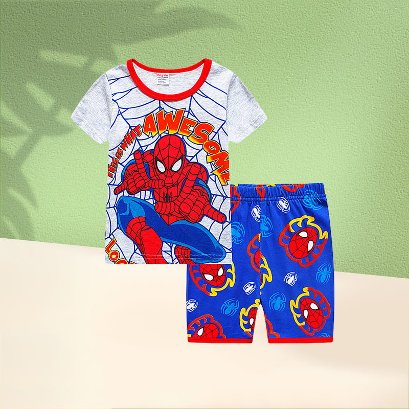 طقم القطن بقصيرة الكم بصورة الرجل العنكبوت