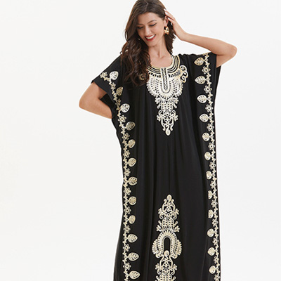 فستان مطرز أسود أنيق بستايل عربي