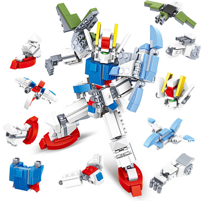 لعبة أطفال روبوت مشوهة مجمعة